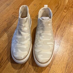 Tom’s Egret Camo Printed Canvas